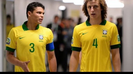 Imagem Thiago Silva e David Luiz representam Brasil na Seleção da Fifa