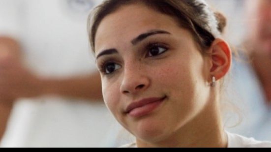 Imagem Governo concede pensão vitalícia para atleta Laís Souza