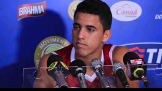Imagem Meia Rômulo mostra empolgação para partida contra o Shakhtar