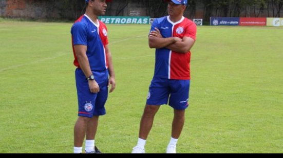 Imagem Sérgio Soares diz não ter preferência entre Wellington Paulista e Borges