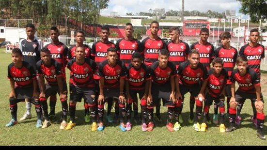 Imagem  Vitória perde na estreia da Copa do Brasil sub-15