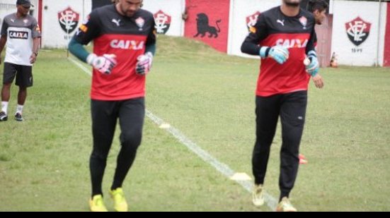 Imagem  Com goleiro liberado e com atacante poupado, Vitória voltou aos treinamentos