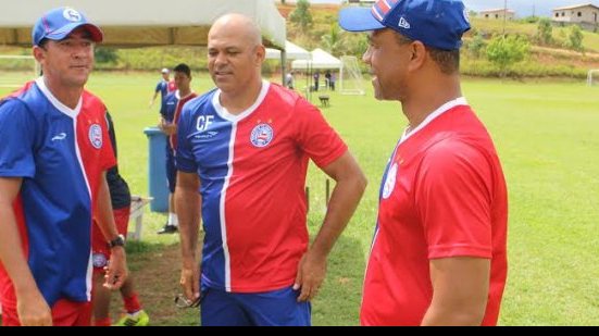 Imagem Buscando integração entre a base e o profissional, Soares conversa com Aroldo