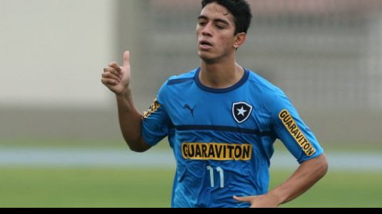Imagem Botafogo reintegra volante reprovado no Vitória