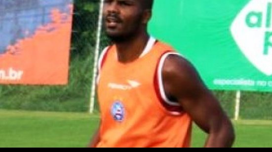 Imagem  Jovem zagueiro já treina no Fazendão e está próximo de ser anunciado pelo Bahia