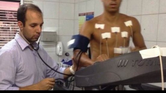 Imagem Jorge Wagner é aprovado nos exames médicos e assina com Vitória