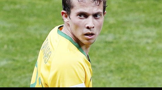 Imagem Técnico do Shakhtar detona Bernard após críticas: &quot;veio tomar dinheiro&quot