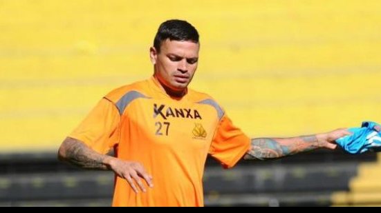 Imagem Criciúma volta a contratar ex-Vitória após dispensar atleta no final de 2014