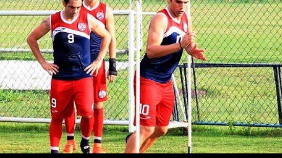 Imagem Chicão e Léo Gamalho são regularizados, mas não jogam primeira partida do Baiano