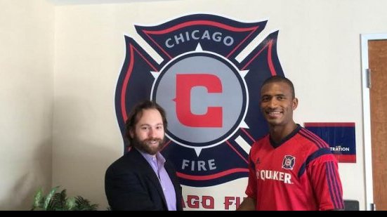 Imagem  Zagueiro com passagem pela dupla BaVi  é apresentado ao Chicago Fire 
