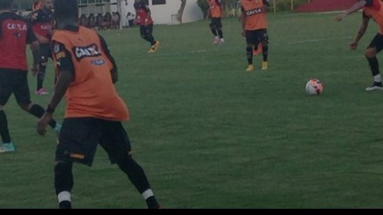 Imagem Ricardo Drubscky comanda coletivo, mas esconde time do Vitória para estreia