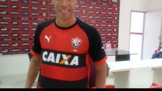 Imagem Jorge Wagner está regularizado e pode estrear domingo (1º)