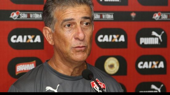 Imagem Drubsky define relacionados do Vitória para enfrentar Bahia de Feira