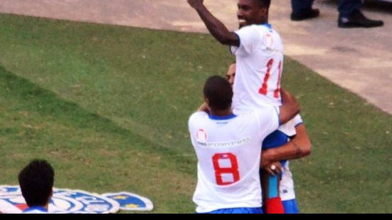 Imagem Rhayner chega a Salvador nesta segunda para assinar com o Vitória