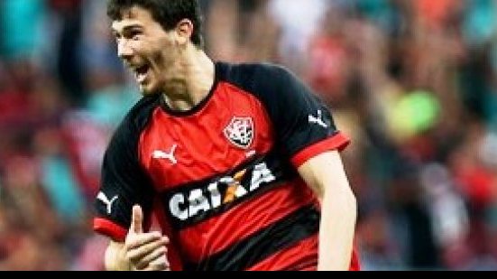 Imagem Recuperado de lesão, Luiz Gustavo segue na mira do Vitória