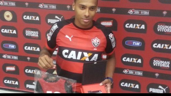 Imagem   De volta ao Vitória, atacante espera repetir sucesso de 2012