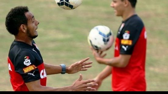 Imagem Mansur promete temporada de sucesso no Vitória: “torcida merece 2015 diferente”