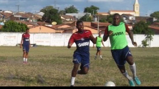 Imagem Jacuipense ganha cinco reforços para enfrentar o Colo Colo
