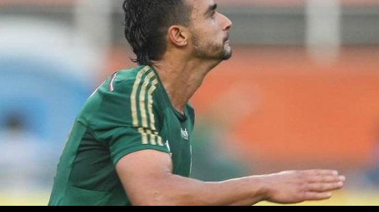 Imagem Cruzeiro acerta com artilheiro do Palmeiras em 2014