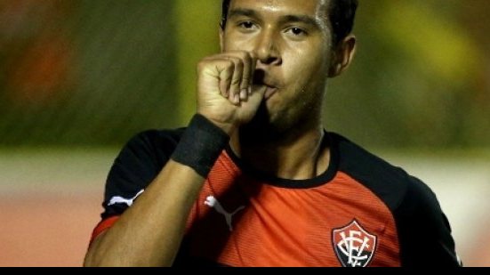 Imagem Palmeiras empresta atacante que decepcionou no Vitória