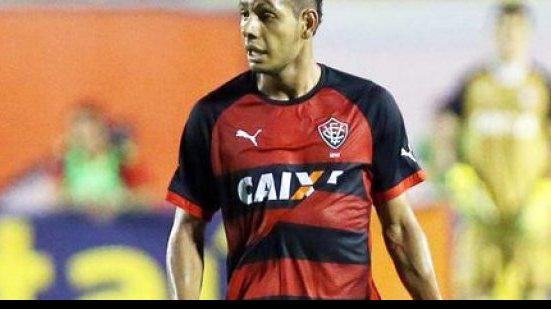 Imagem Mansur sente a coxa e pode desfalcar o Vitória