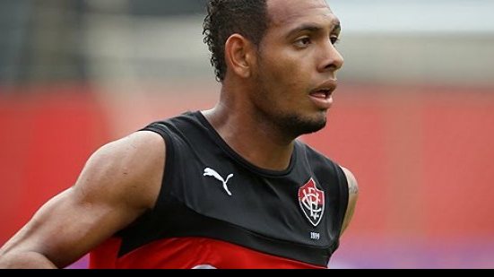 Imagem Após lesão, Mansur inicia fase de transição e segue fora do Vitória 