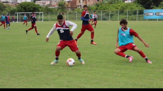 Imagem Enquanto titulares fazem regenerativo, reservas do Bahia disputam coletivo