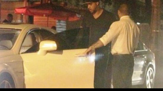 Imagem Adriano Imperador tem carro apreendido em blitz da Lei Seca