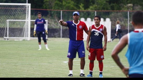 Imagem Soares não se preocupa com estreias em BAVI e lamenta Arena vazia