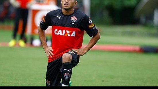 Imagem Nino detalha &#039;balão&#039; no Bahia e reconhece que tricolores são maioria