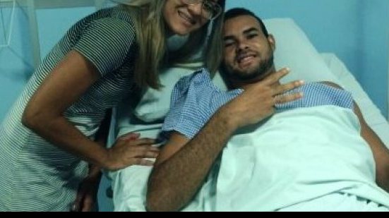 Imagem Cirurgia de José Welison é considerada um sucesso e jovem inicia recuperação