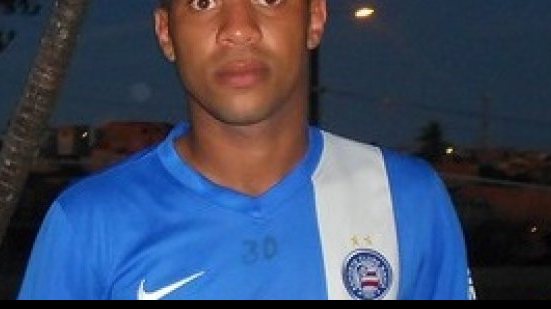 Imagem Com Titi suspenso, Soares cogita utilizar garoto da base contra o Feirense