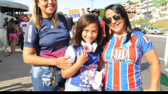 Imagem No Dia da Mulher, torcedoras comparecem a Arena Fonte Nova