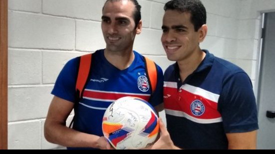 Imagem Léo Gamalho desencanta e ganha bola do jogo: estava sentindo coisa boa