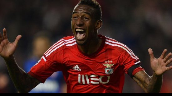 Imagem Comparado com Rivaldo, Talisca quase se ‘queima’ com Gallo