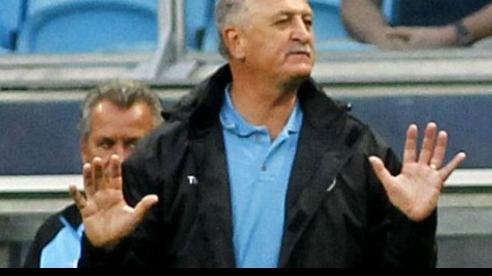 Imagem Felipão chama árbitro de Colorado e é expulso de partida do Gauchão