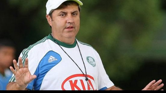 Imagem Gilson Kleina pode ser o novo treinador do Vitória