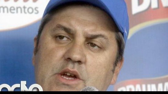 Imagem Adílson Baptista é descartado e nome de Gílson Kleina ganha força no Barradão