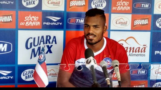 Imagem Thales acredita que treinador do Bahia vai escalar tituares contra o Galícia