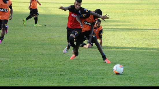 Imagem Vitória encerra preparação para enfrentar o Colo Colo