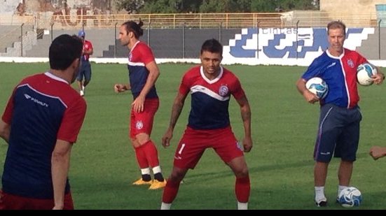 Imagem Em solo paraibano, Bahia encerra preparação para duelo com o Campinense