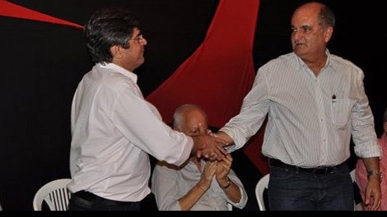 Imagem Racha no Vitória: Alexi e Falcão apoiam candidato que desagrada José Rocha