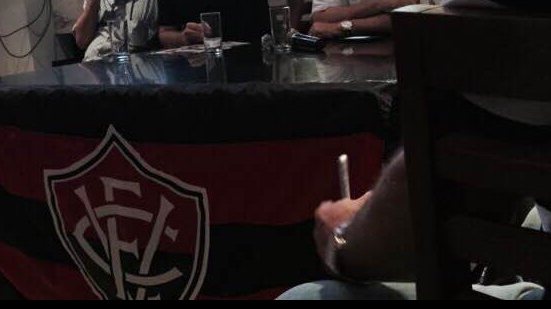 Imagem Após apoio da oposição, Ivan de Almeida convida Sinval Vieira para vice