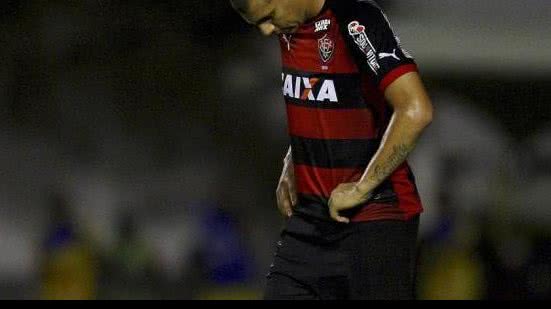 Imagem Apesar de dores na perna, Neto Baiano não preocupa para decisão