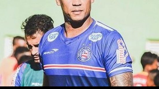 Imagem Em disputa acirrada, tricolores optam por Douglas Pires como titular no Bahia