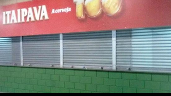 Imagem Fonte Nova: bares fechados resultam em longas filas para torcida tricolor