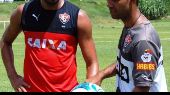 Imagem  Com presença de Kadu, reservas do Vitória fazem trabalho tático no Barradão
