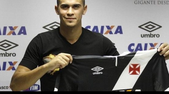 Imagem Ex-Bahia, Emanuel Biancucchi é apresentado no Vasco e pede tempo para estrear