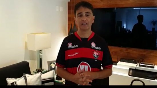 Imagem Bebeto Tetra grava vídeo de apoio a Ivan de Almeida e Sinval Vieira
