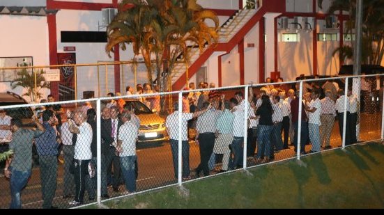Imagem Conselheiro do Vitória apoia Viana e detona Ivã: “não conhece nada”